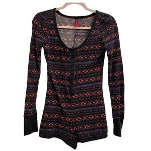 La Senza Thermal Short Pajama Patterned Long Sleeve Snap Up Bodysuit